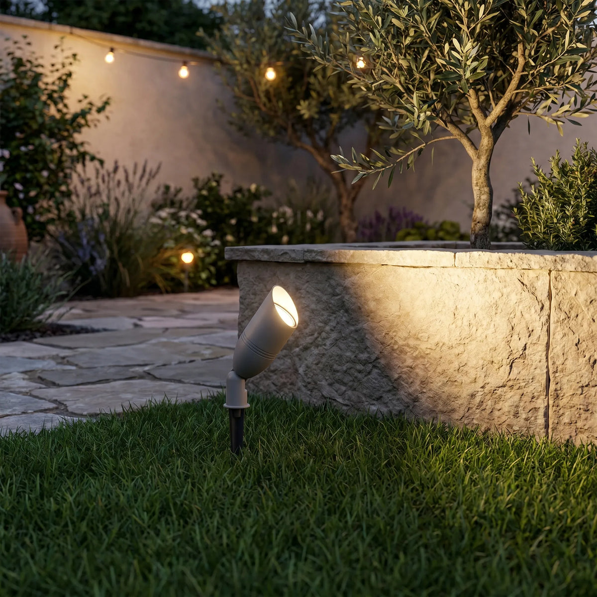 Adjustable Tree Spotlight
