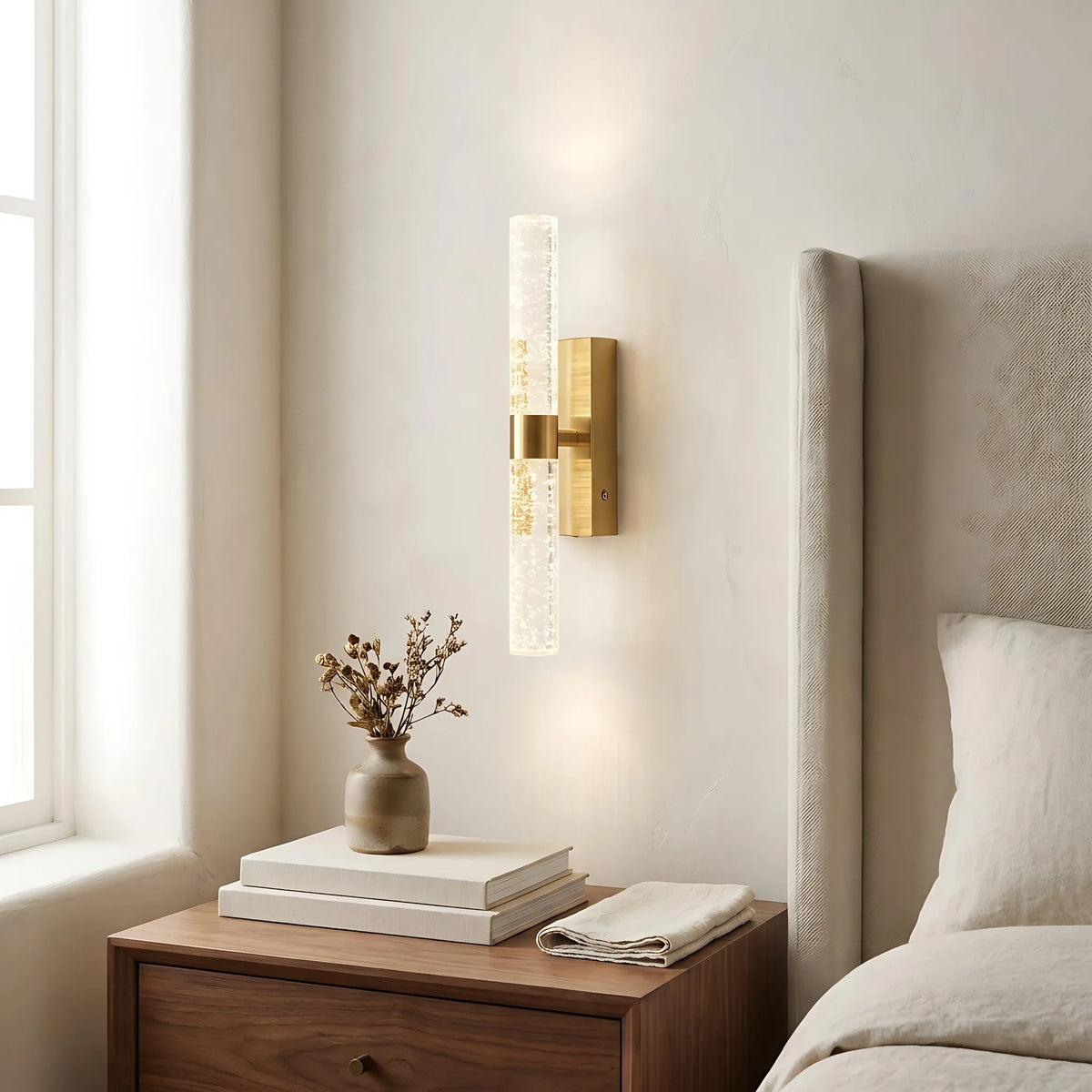 Bubble Crystal Cordless Wall Light