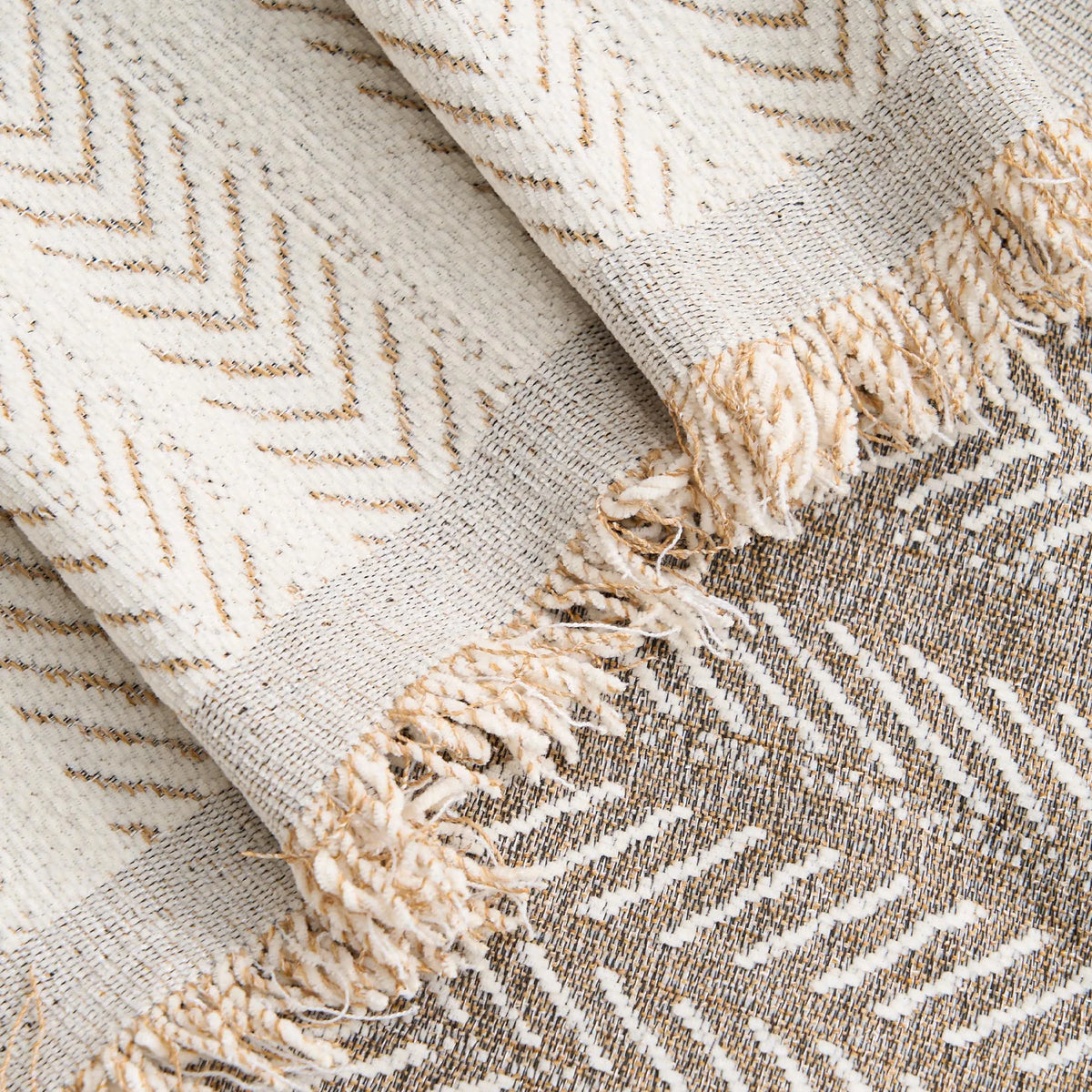 Chevron Herringbone Sofa Throw