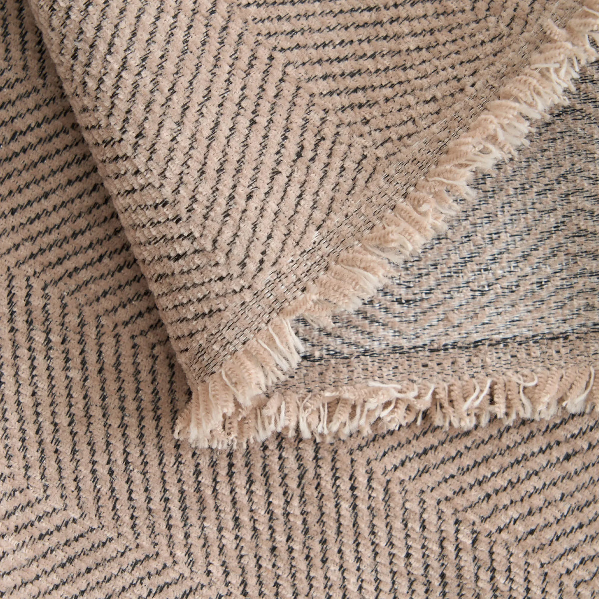 Classic Herringbone Thick Chenille Throw