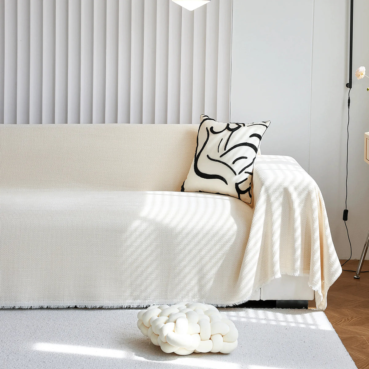 Classic Weave Patterned Sofa Throw