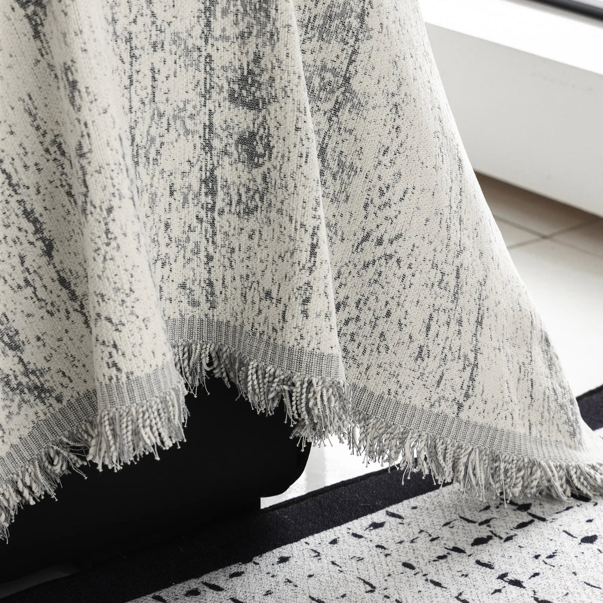 Contemporary Abstract Sofa Throw