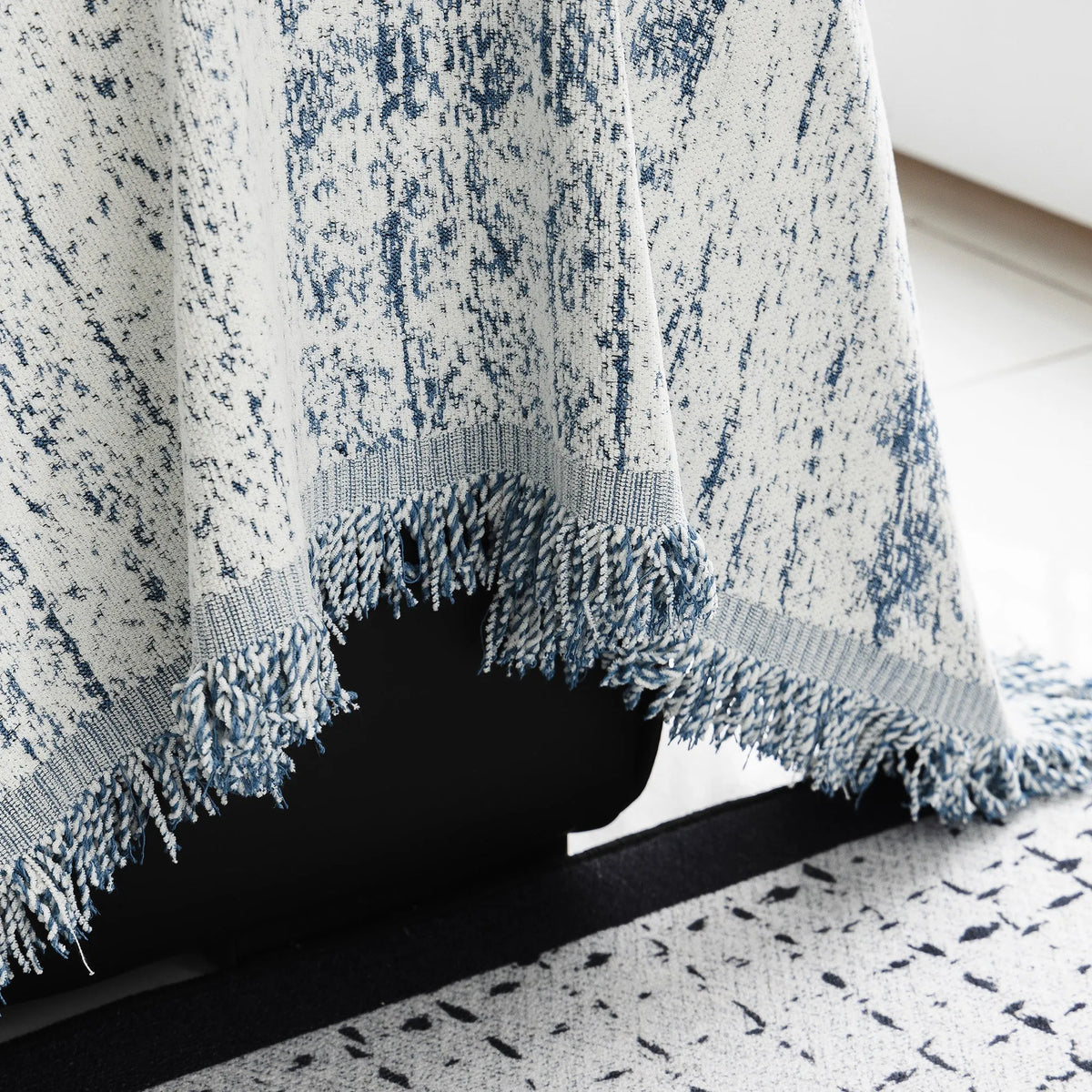 Contemporary Abstract Sofa Throw