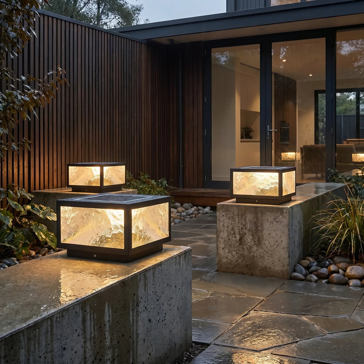 Die Cast Square Pillar Light