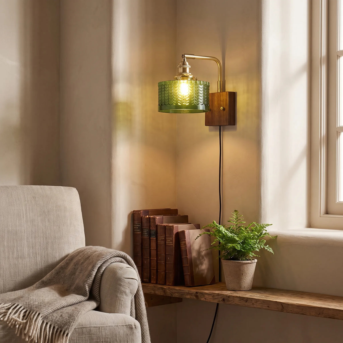 Fish Scale Glass Plug-In Wall Light