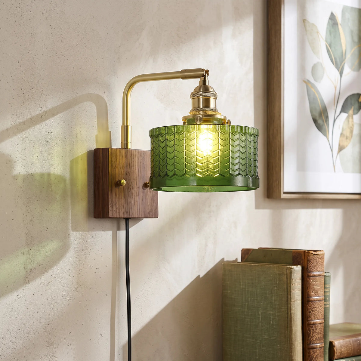 Fish Scale Glass Plug-In Wall Light