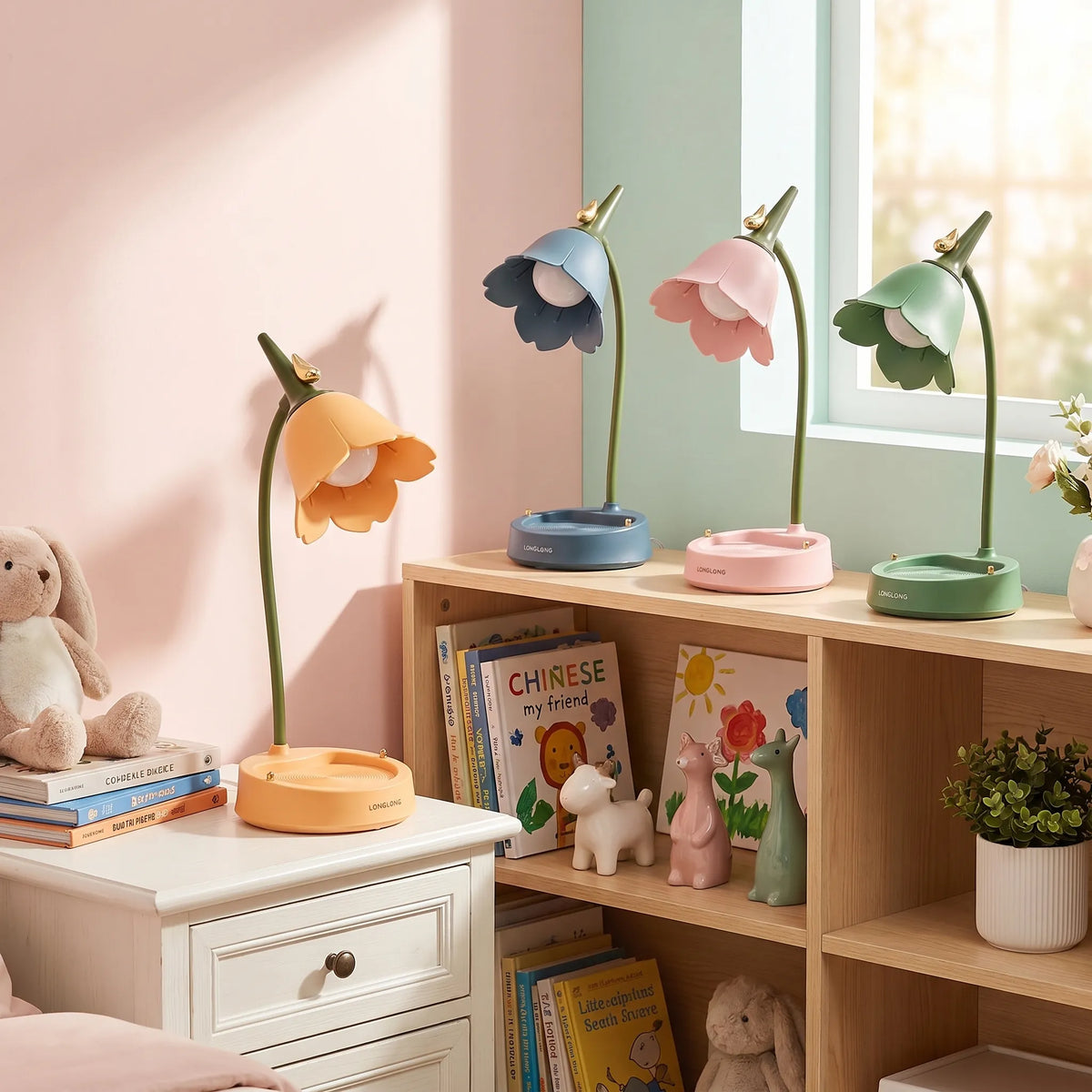 Flower Petal Touch Desk Lamp