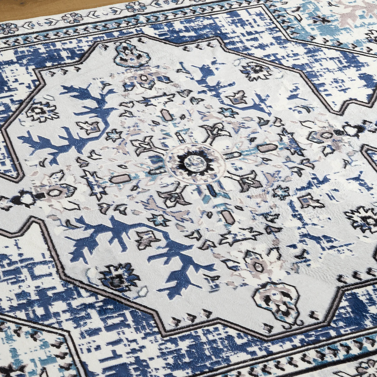Midnight Mosaic Plush Rug