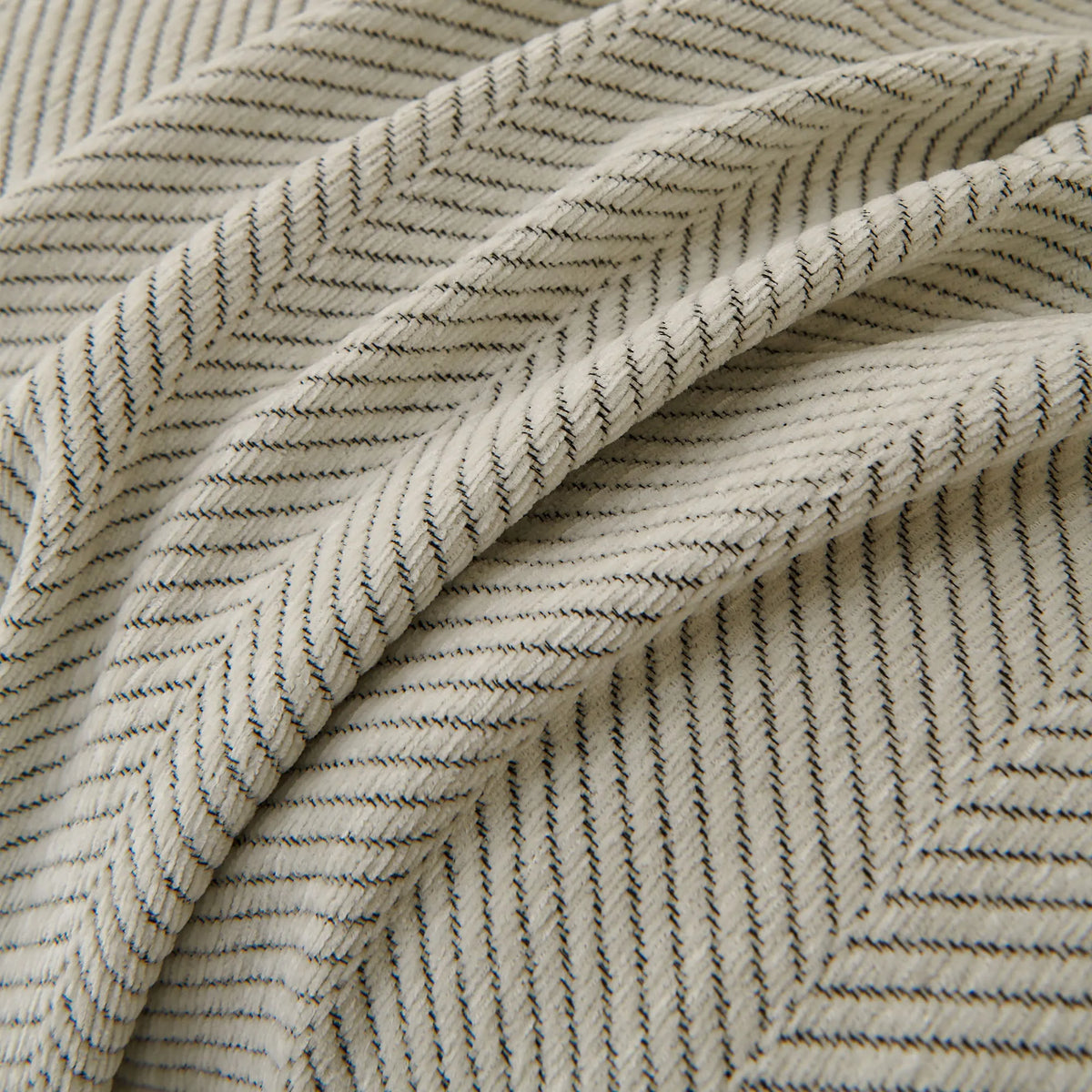 Minimalist Herringbone Woven Sofa Throw