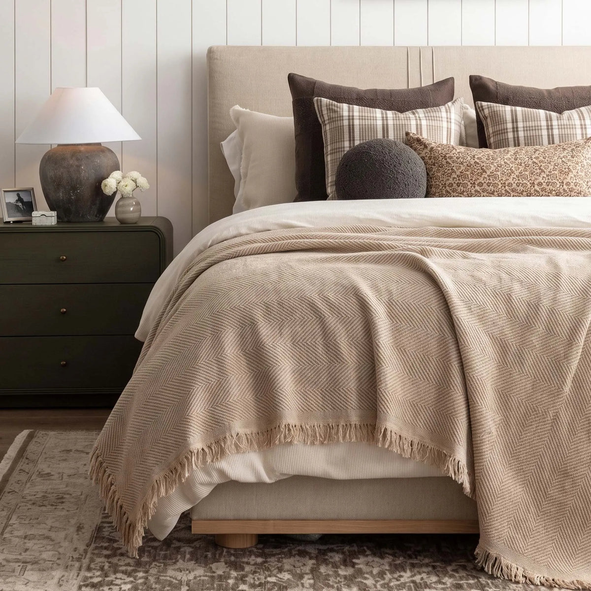 Minimalist Herringbone Woven Sofa Throw