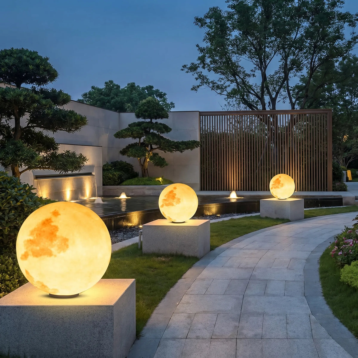 Moon Sphere Pillar Light