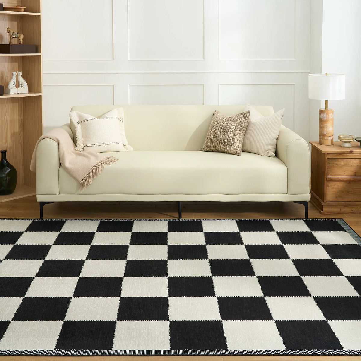 Noir Checkered Washable Rug
