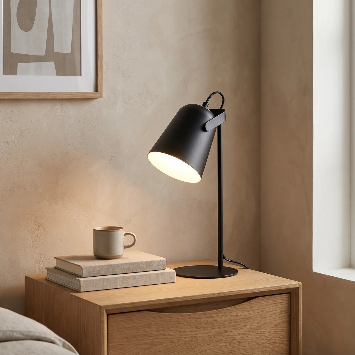 Nordic Bucket Table Lamp