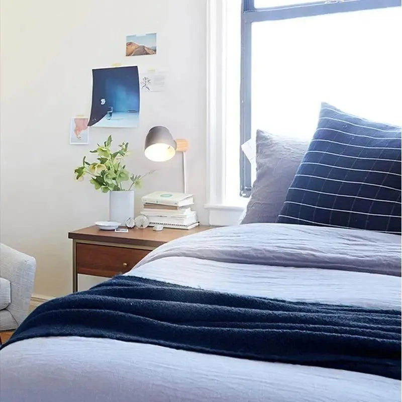 Nordic Plug-In Wall Light