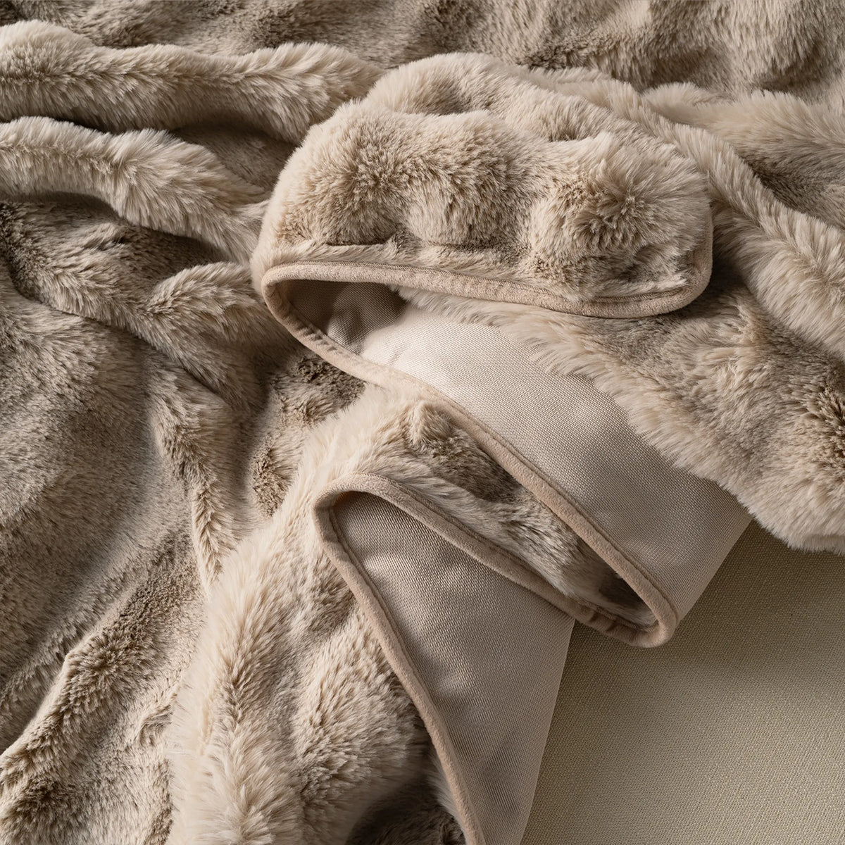 Plush Faux Rabbit Fur Sofa Throw