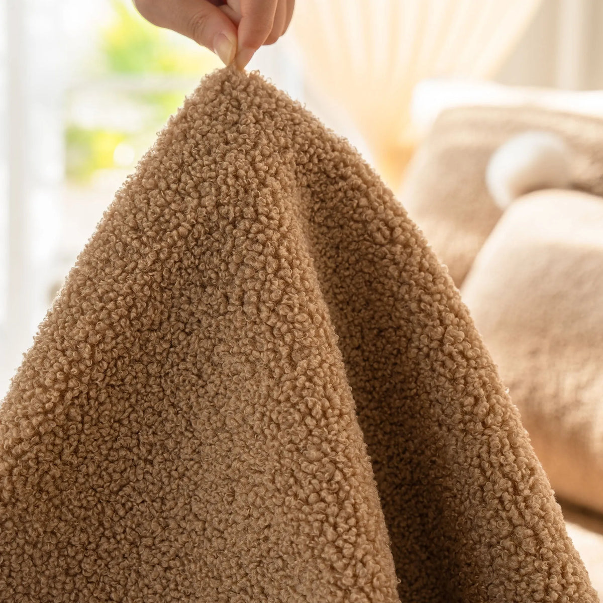 Scalloped Fleece Non-Slip Seat Cover