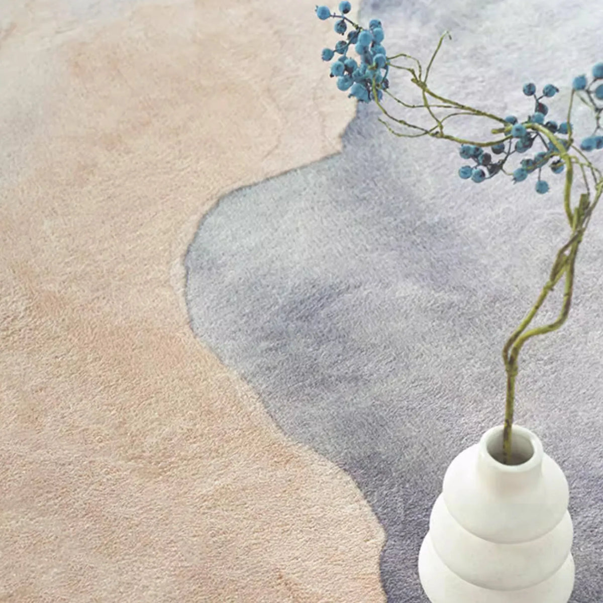 Serene Flowing Abstract Round Rug