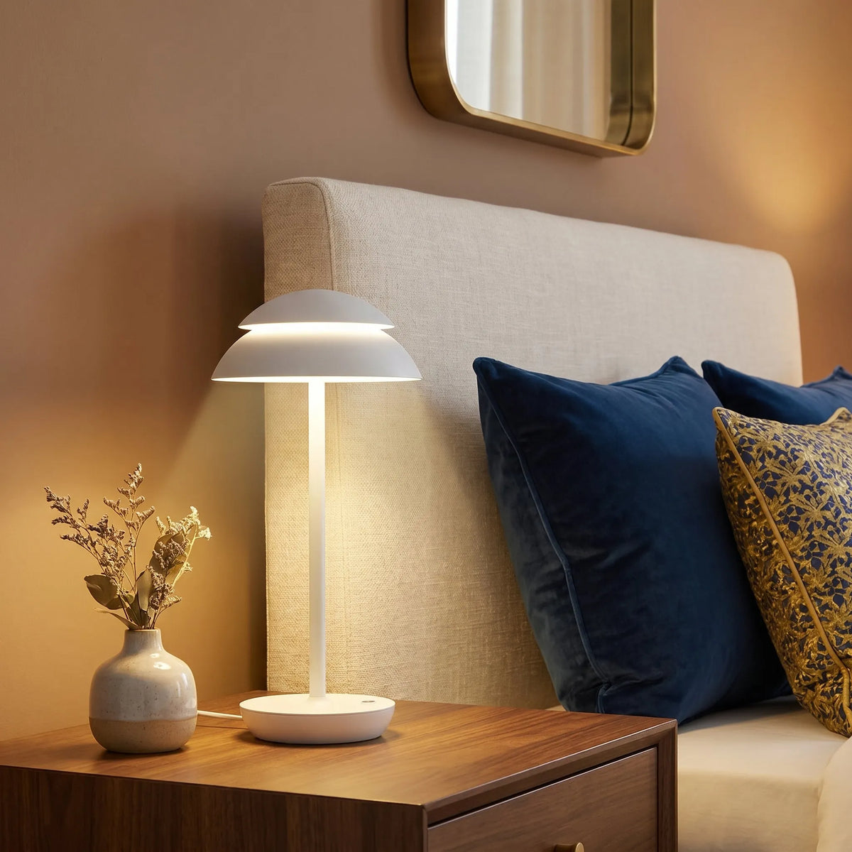 Slim Aluminium Cordless Table Lamp