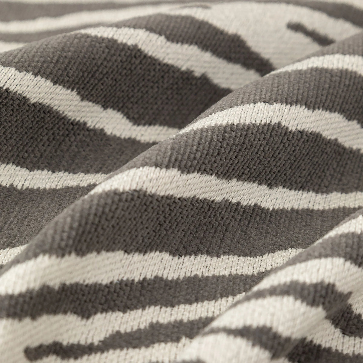 Wave Pattern Woven Sofa Throw